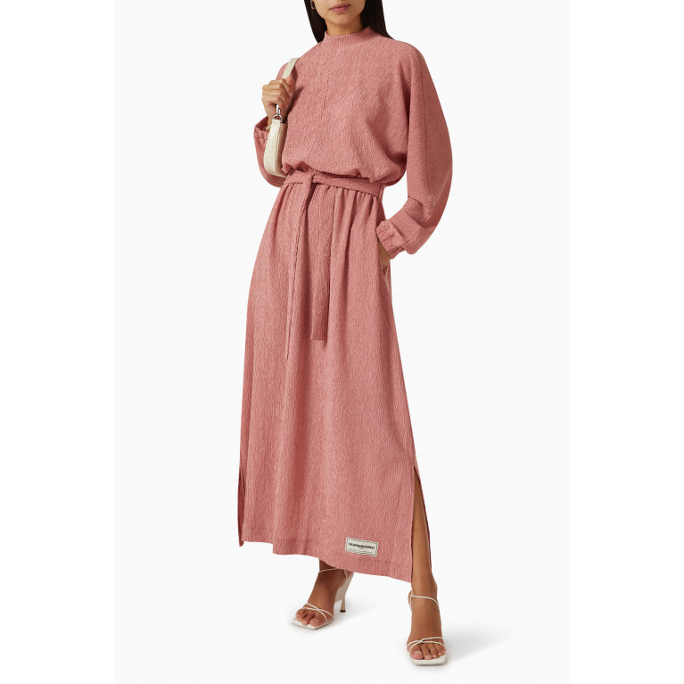 The Giving Movement - Modest Batwing-sleeve Maxi Dress in RE-CRINK100© Pink