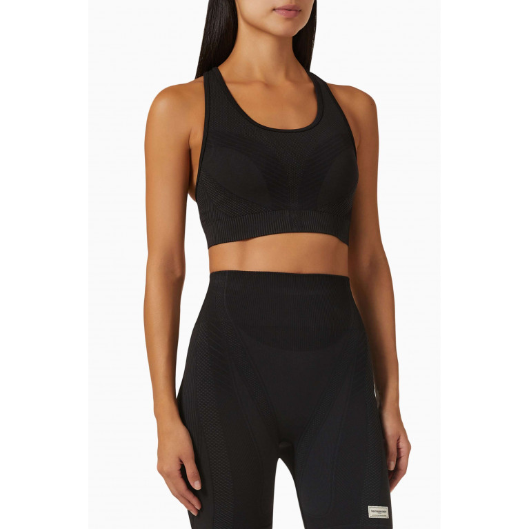 The Giving Movement - Sports Bra in SMLS100© Black
