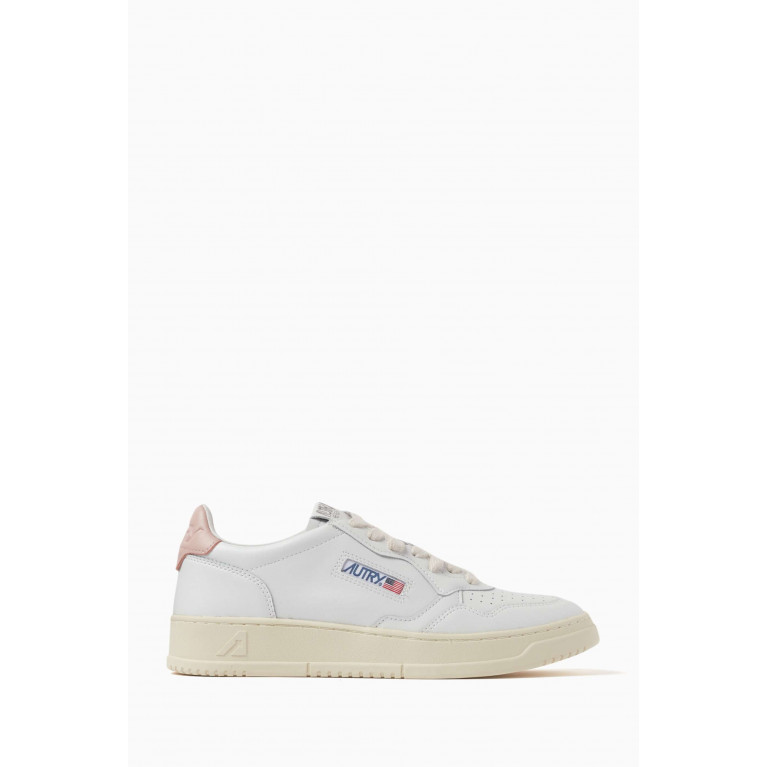Autry - Medalist Low-top Sneakers in Leather