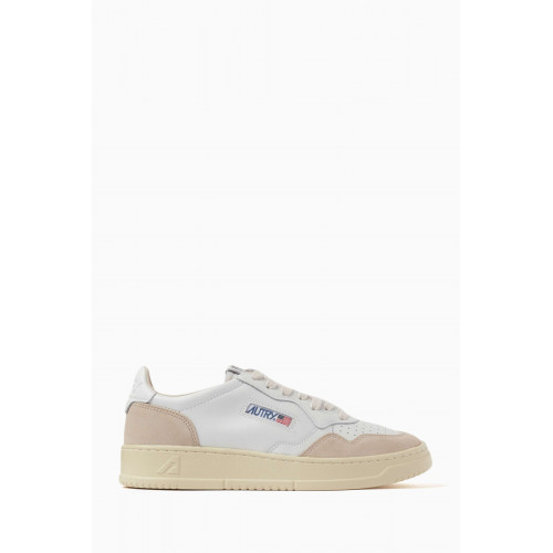 Autry - Medalist Low-top Sneakers in Leather & Suede