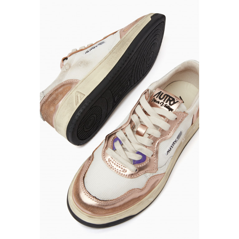 Autry - Medallist Low-top Sneakers in Leather