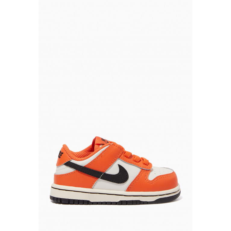 Nike - Nike Dunk Low Sneakers in Leather