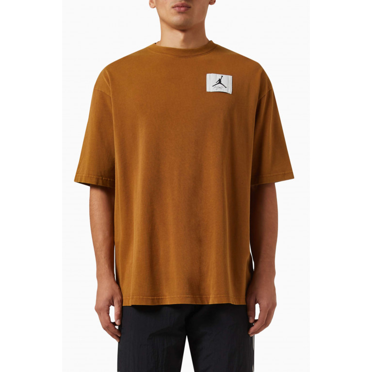 Jordan - FLT Essentials T-shirt in Cotton Brown