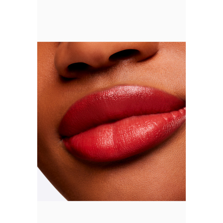 MAC Cosmetics - Devoted To Chili Powder Kiss Velvet Blur Slim Stick, 2g