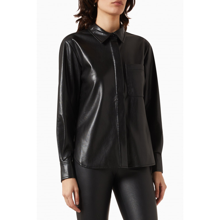 Good American - Buttoned-up Shirt in Faux Leather