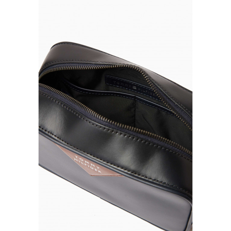 Tommy Hilfiger - TH Modern Wash Bag in Leather Multicolour