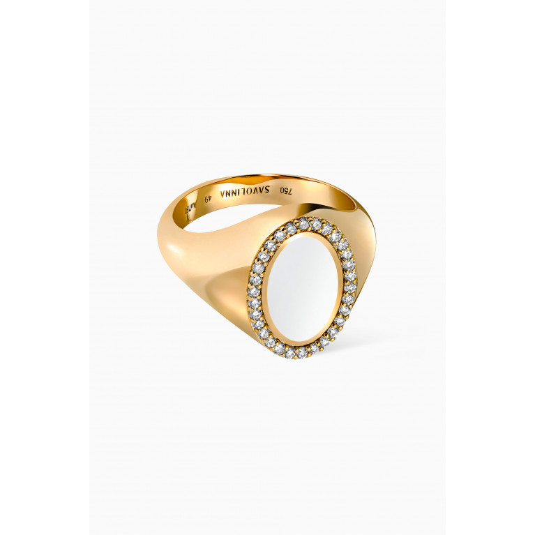 Savolinna - Oval Signet Diamond Ring in 18kt Yellow Gold