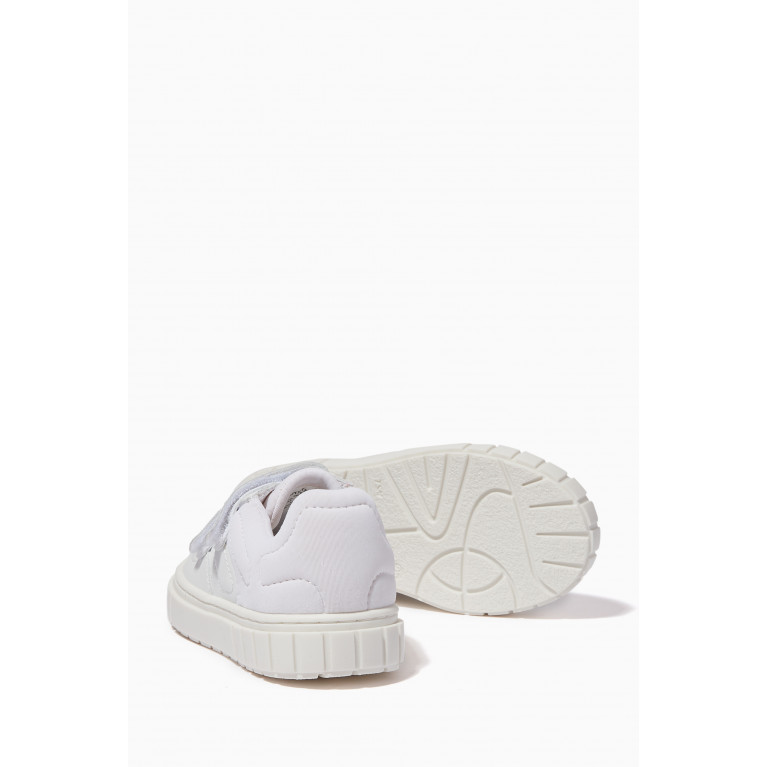 Emporio Armani - Embossed Logo Sneakers in Leather White