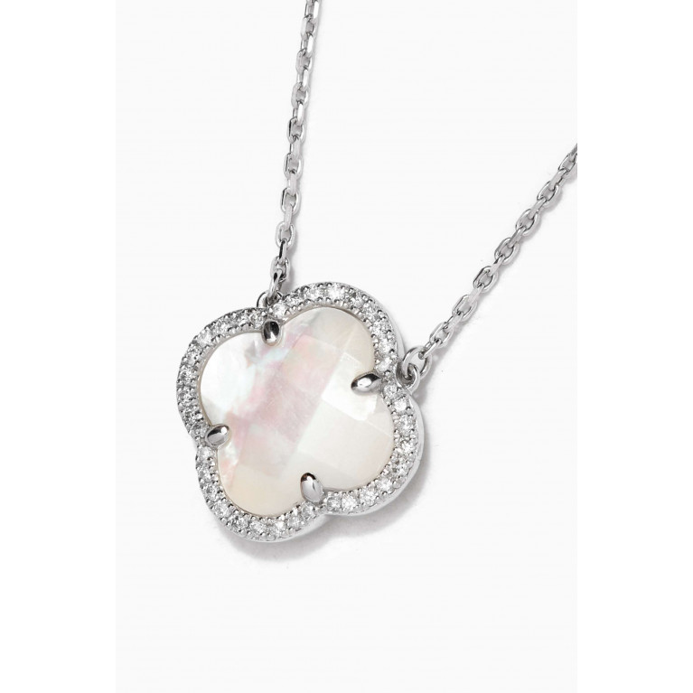 Morganne Bello - Victoria Clover Mother of Pearl & Diamonds Necklace in 18kt White Gold