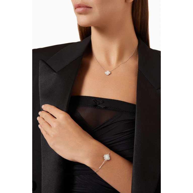 Morganne Bello - Victoria Clover Mother of Pearl & Diamonds Necklace in 18kt White Gold