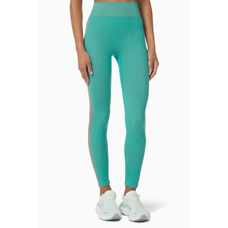 The Upside - Soft Seamless Ribbed 7/8 Leggings in Cotton-blend Green