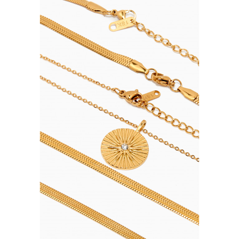 The Jewels Jar - Astral Ray Pendant Chain Set in 18kt Gold-plated Stainless Steel