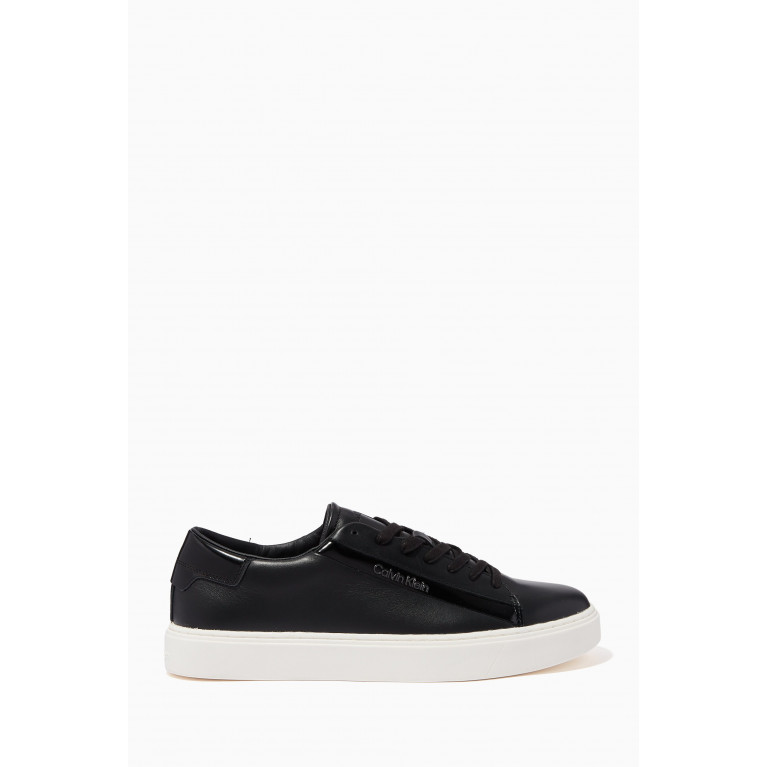 Calvin Klein - Low Top Sneakers in Leather Black