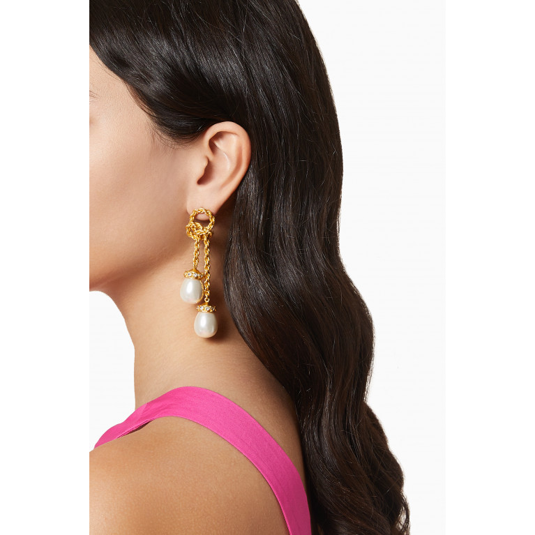 VALÉRE - Sienna Pearl Earrings in 24kt Gold-plated Brass