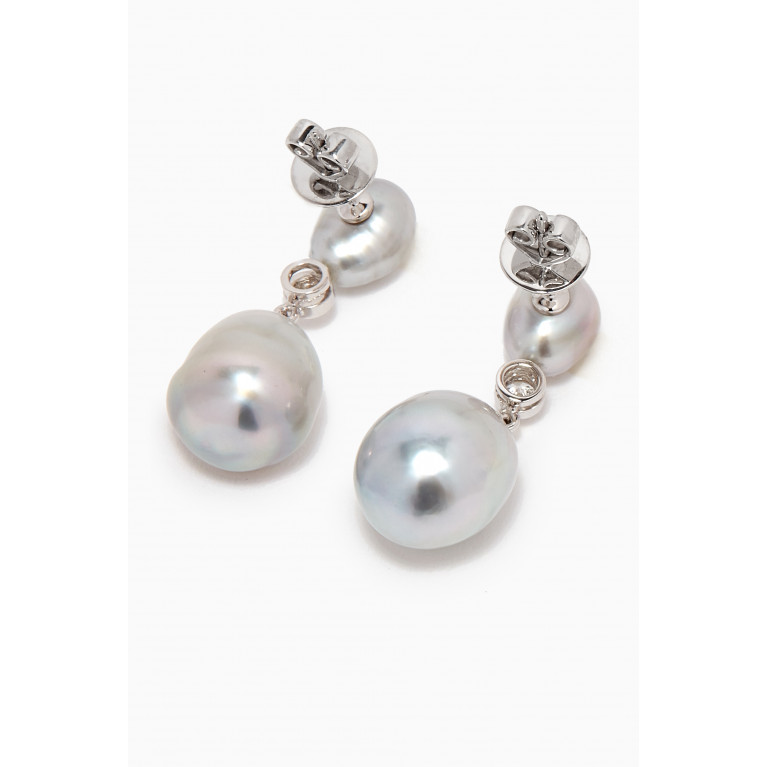 Robert Wan - Links of Love Baroque Pearl Earrings with Diamonds in 18kt White Gold
