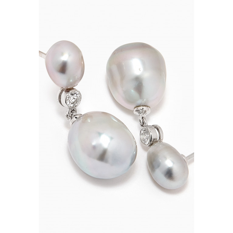 Robert Wan - Links of Love Baroque Pearl Earrings with Diamonds in 18kt White Gold