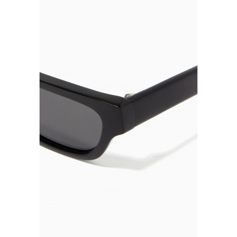 Chimi - Sting Sunglasses in Acetate Black