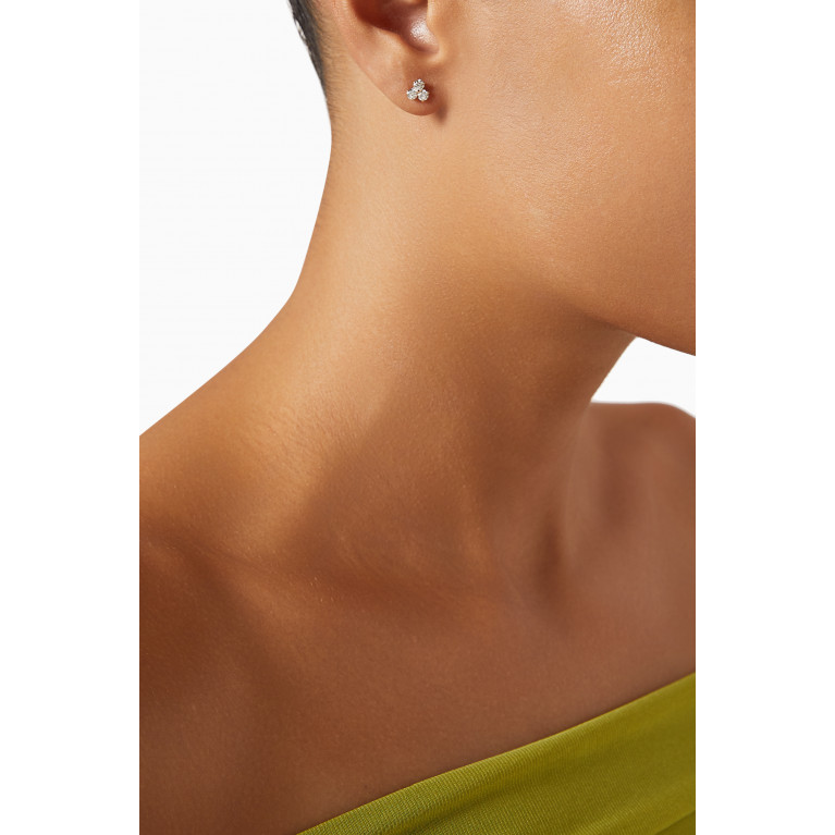 Fergus James - Diamond Cluster Stud Earrings in 18kt Gold White