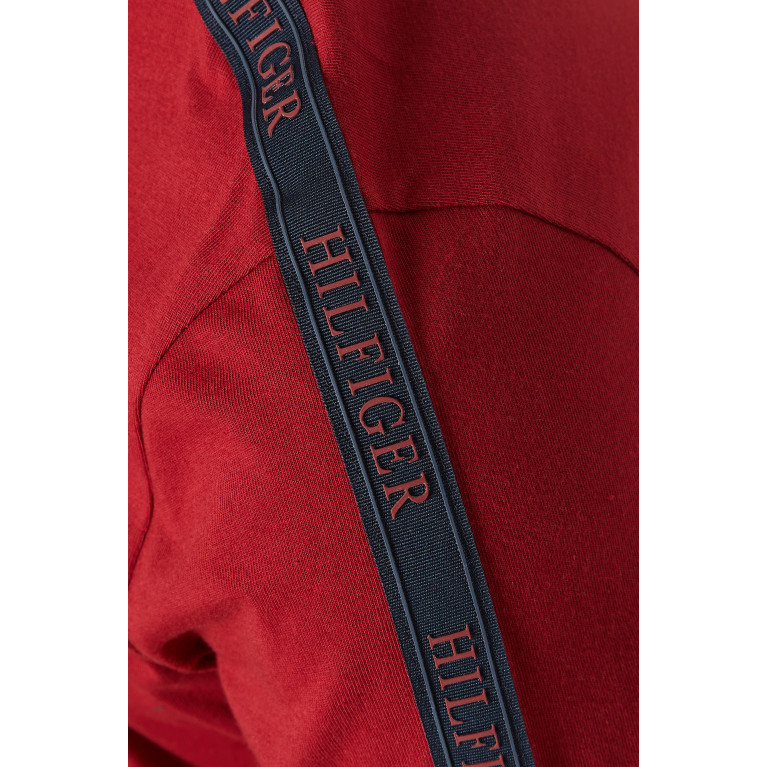 Tommy Hilfiger - Logo Tape T-shirt in Cotton Stretch Red