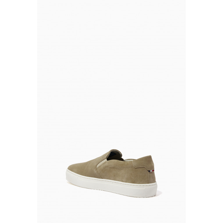 Tommy Hilfiger - Slip on Sneakers in Suede Neutral