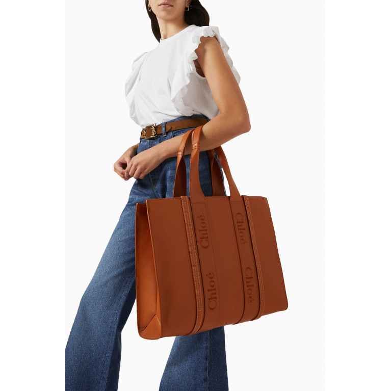 Chloé - Large Woody Tote Bag in Smooth Calfskin