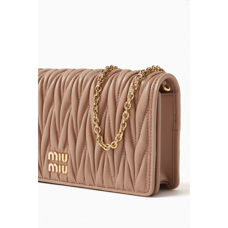 Miu Miu - Matelasser Flap-over Wallet in Leather Neutral