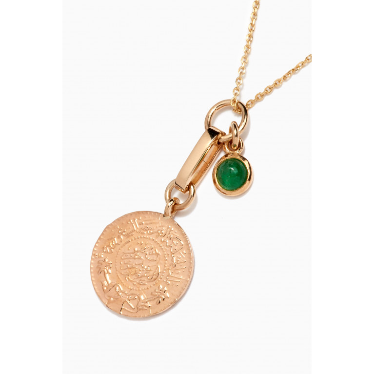Lillian Ismail - "Jeneh" Small Coin Malachite Pendant Chain in 1/4 Saudi Gold