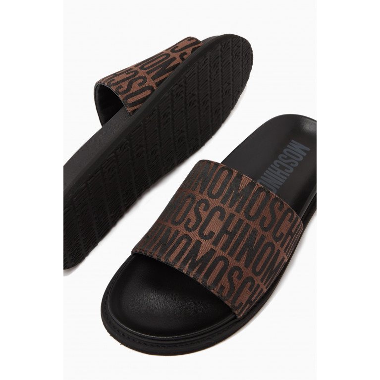 Moschino - All-over Logo Slides in Nylon Brown