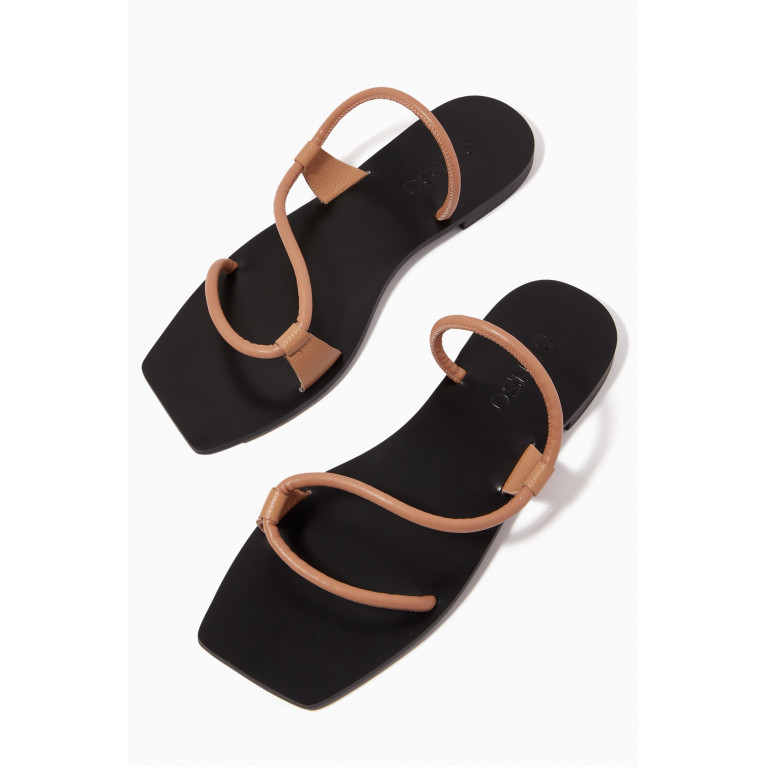 Senso - Gaia I Square-toe Sandals in Leather
