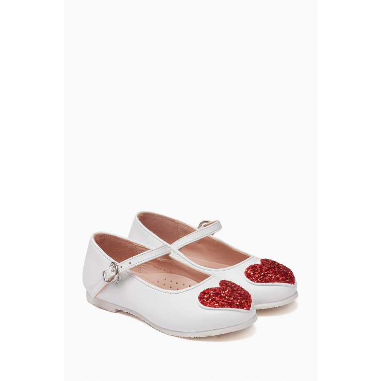 Amora Heart Flats in Leather