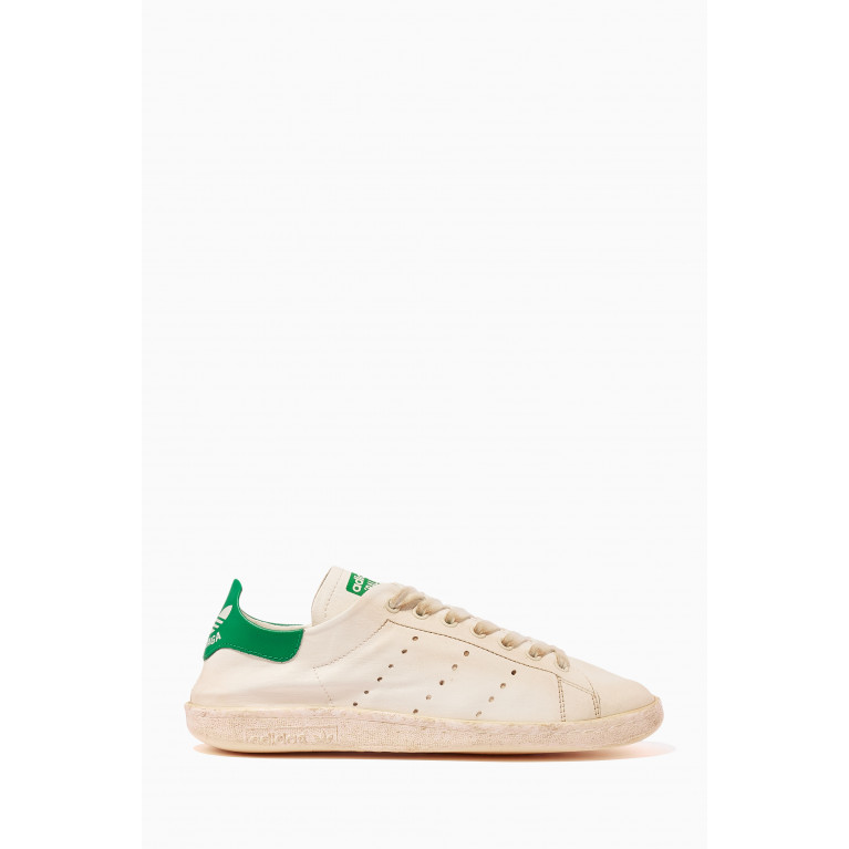 Balenciaga - x adidas Stan Smith Worn-out Shoes in Leather