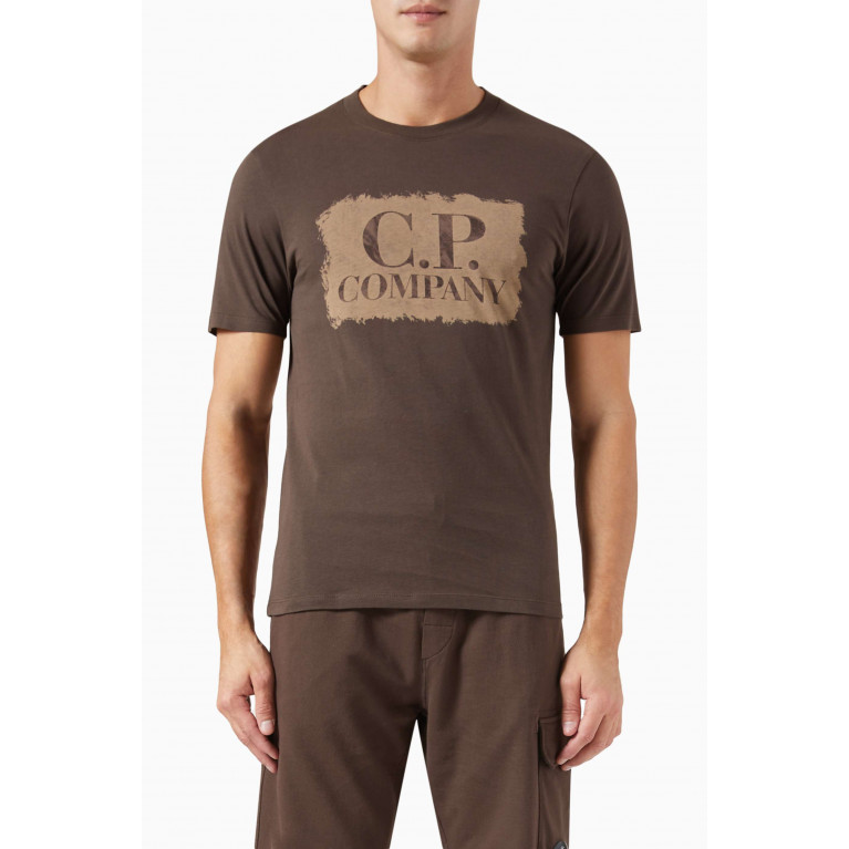 C.P. Company - Logo Graphic Print T-shirt in 30/1 Cotton Jersey Brown