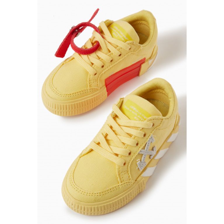 Off-White - Low-Top Sneakers in Vulcanized Canvas Yellow