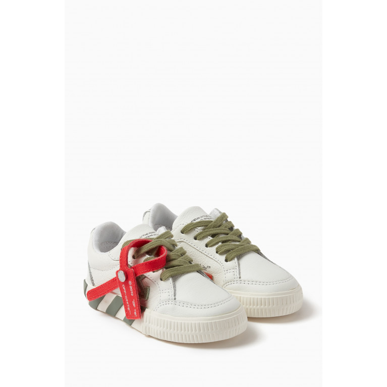Off-White - Vulcanized Low-top Sneakers in Canvas