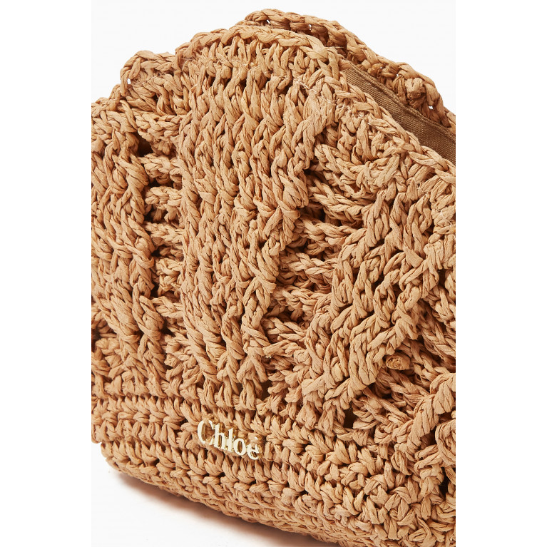 Chloé - Shell Shoulder Bag in Woven Straw
