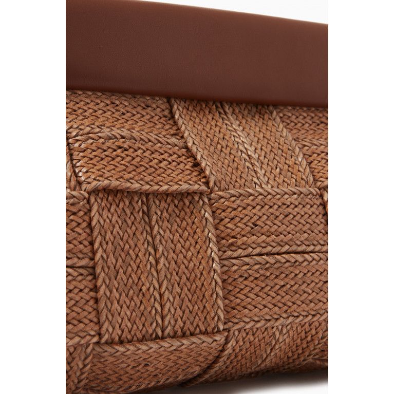 THEMOIRè - Bios Medium Clutch Bag in Woven Straw