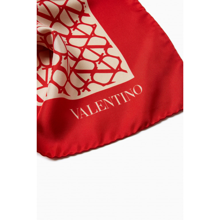 Valentino - Valentino Garavani VLogo Signature Silk Scarf in Toile Iconographe Silk Red