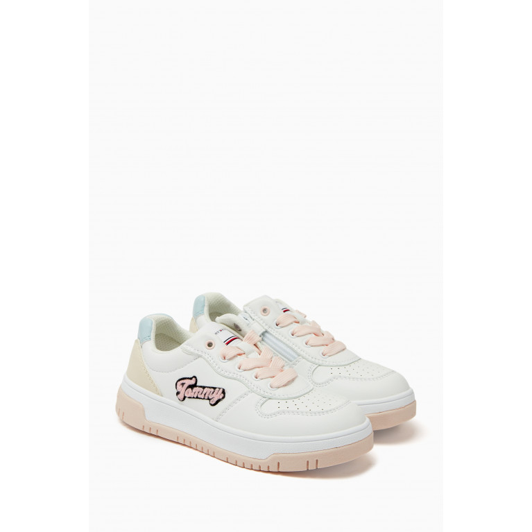 Tommy Hilfiger - Low Cut Lace-up Sneakers in Faux-leather