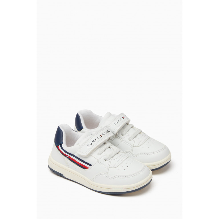 Tommy Hilfiger - Low Cut Lace-up Velcro Sneakers in Faux Leather