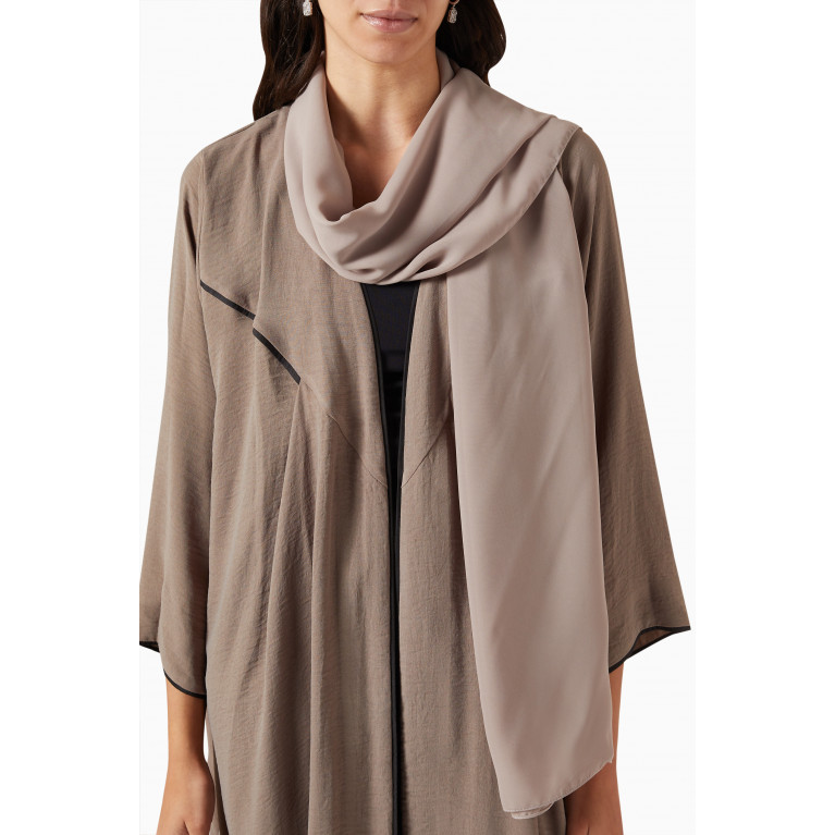 Beige Collection - Contrast-trim Abaya in Crepe Brown