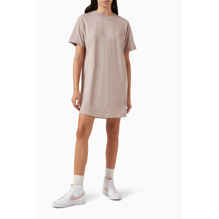 Nike - Sportswear Essential T-shirt Mini Dress in Cotton-jersey Neutral