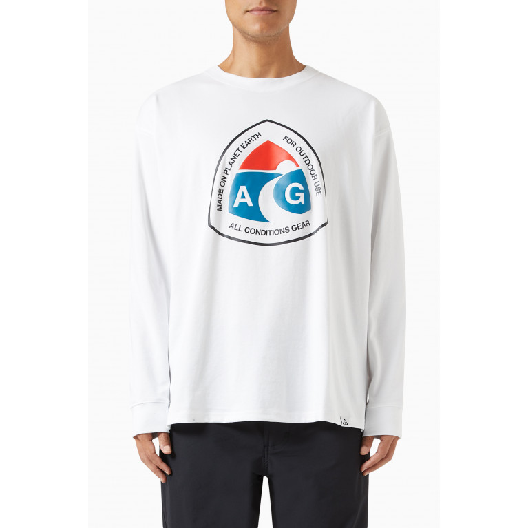 ACG Graphic Logo Print T-shirt in Poly-cotton Blend White