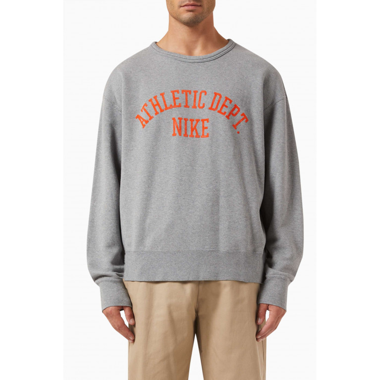 Nike - Sportswear Trend Logo Sweatshirt in Cotton Fleece Grey