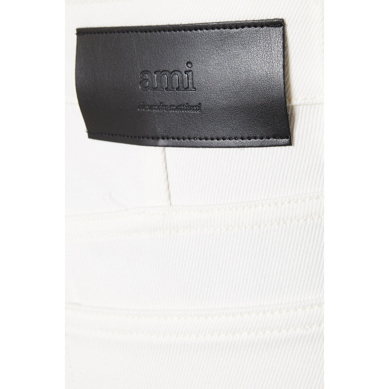 Ami - Tapered Jeans in Cotton Twill