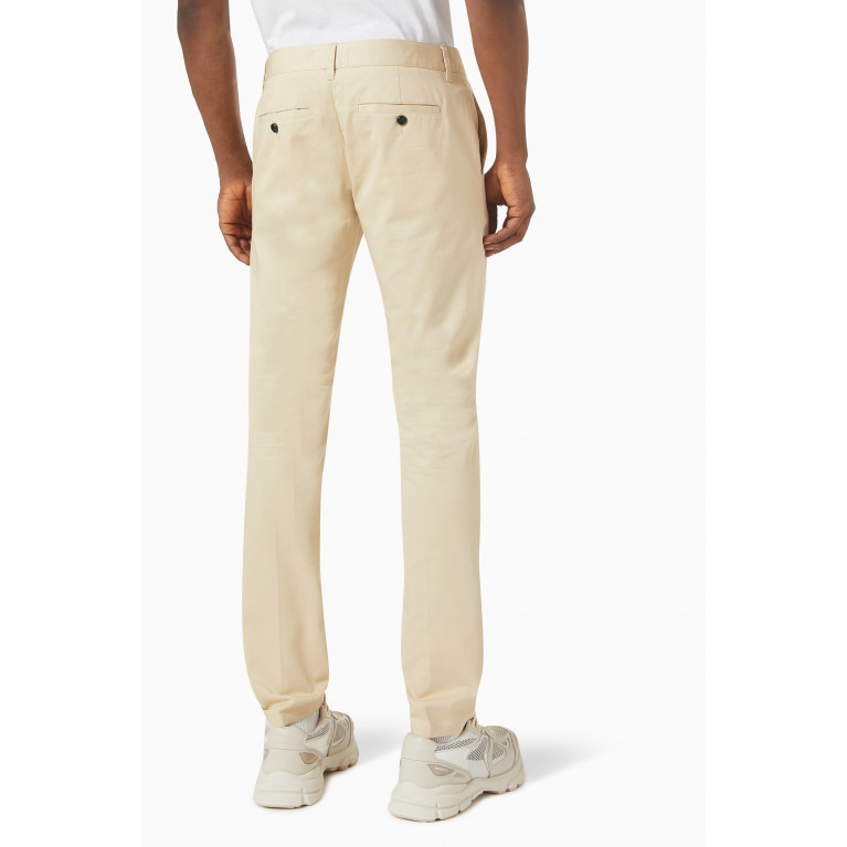 Ami - Chino Short Pants in Cotton Gabardine