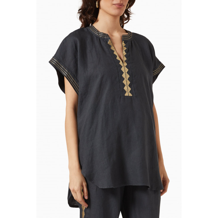 Kori - Embroidered Top in Linen Black