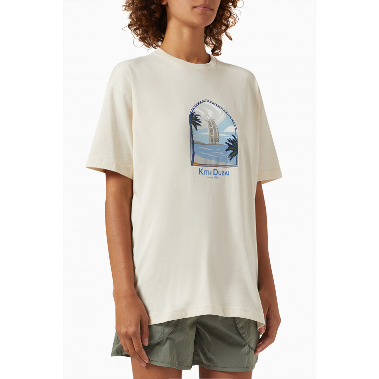 Kith - Dubai Beachfront Logo T-shirt in Cotton