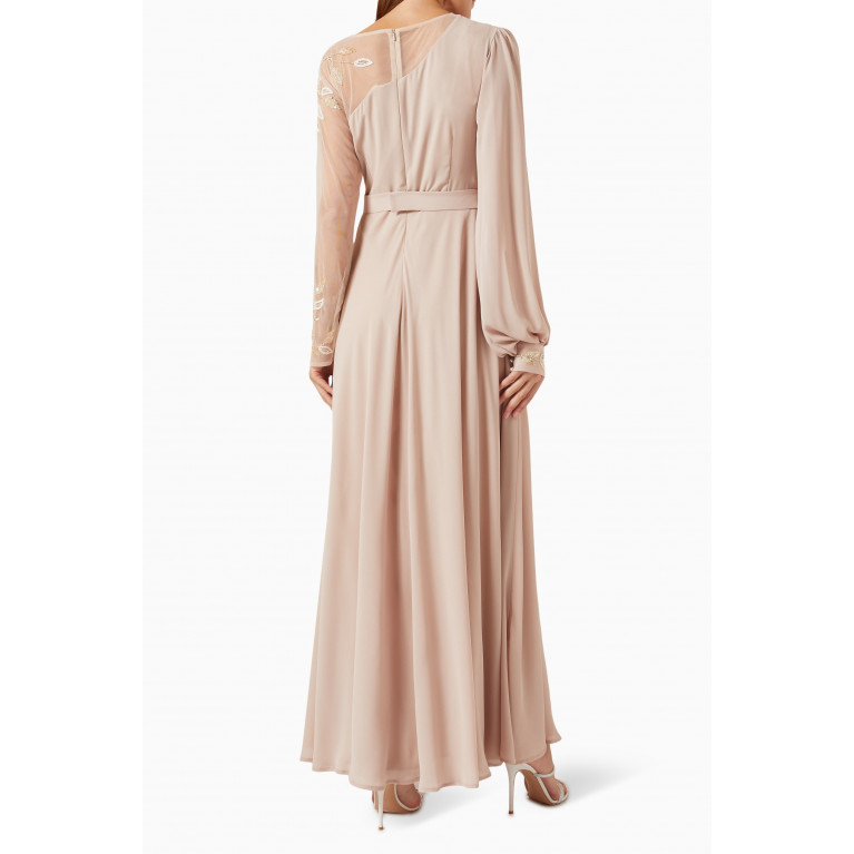 Eleganza La Mode - Embellished-side Maxi Dress in Crepe Neutral