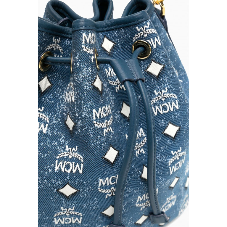 MCM - Medium Drawstring Dessau Hobo Bag in Vintage Denim