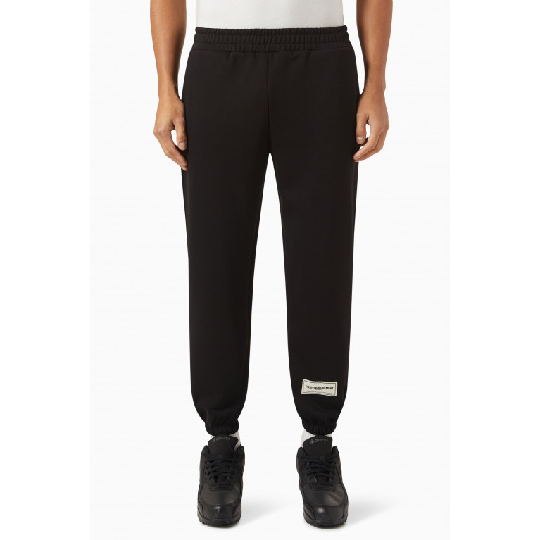 The Giving Movement - Relaxed Joggers in Organic Fleece Black